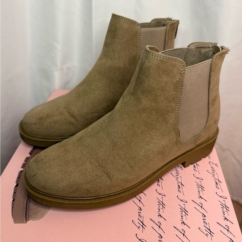 Brown boots